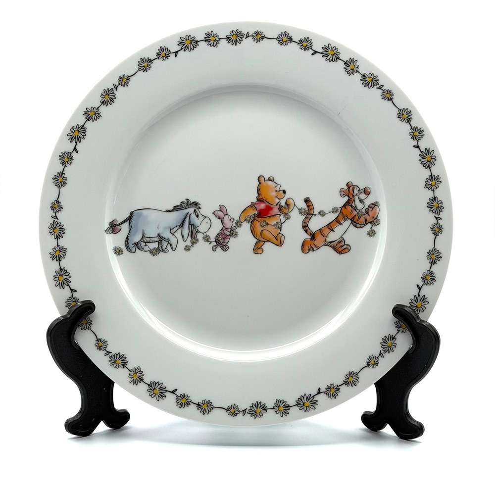 Disney Winnie the Pooh Dinner Plate 10.5in White Excellent Daisy Chain